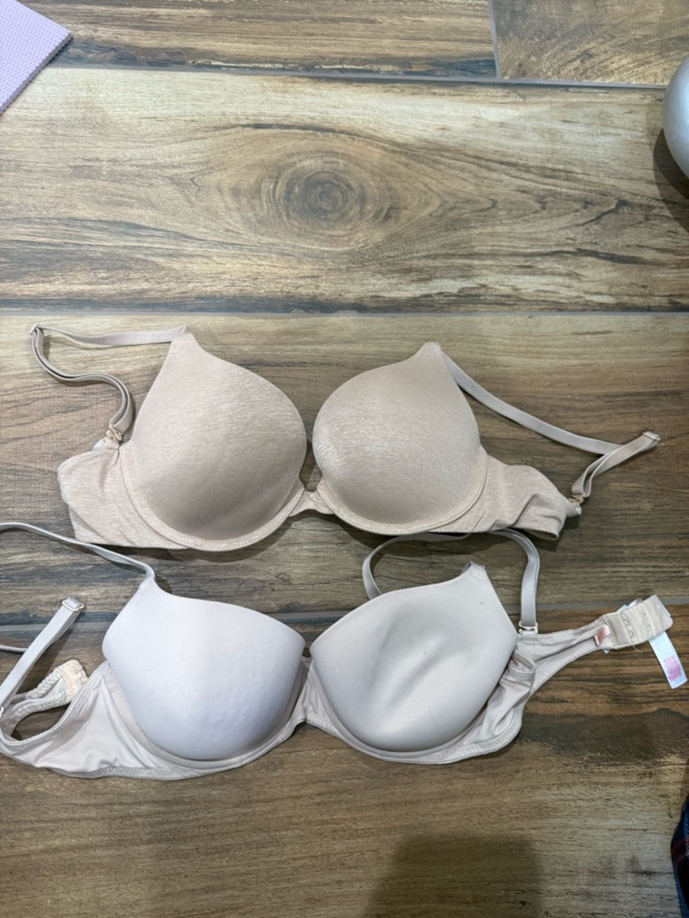 32C Victoria Secret Nude Bras